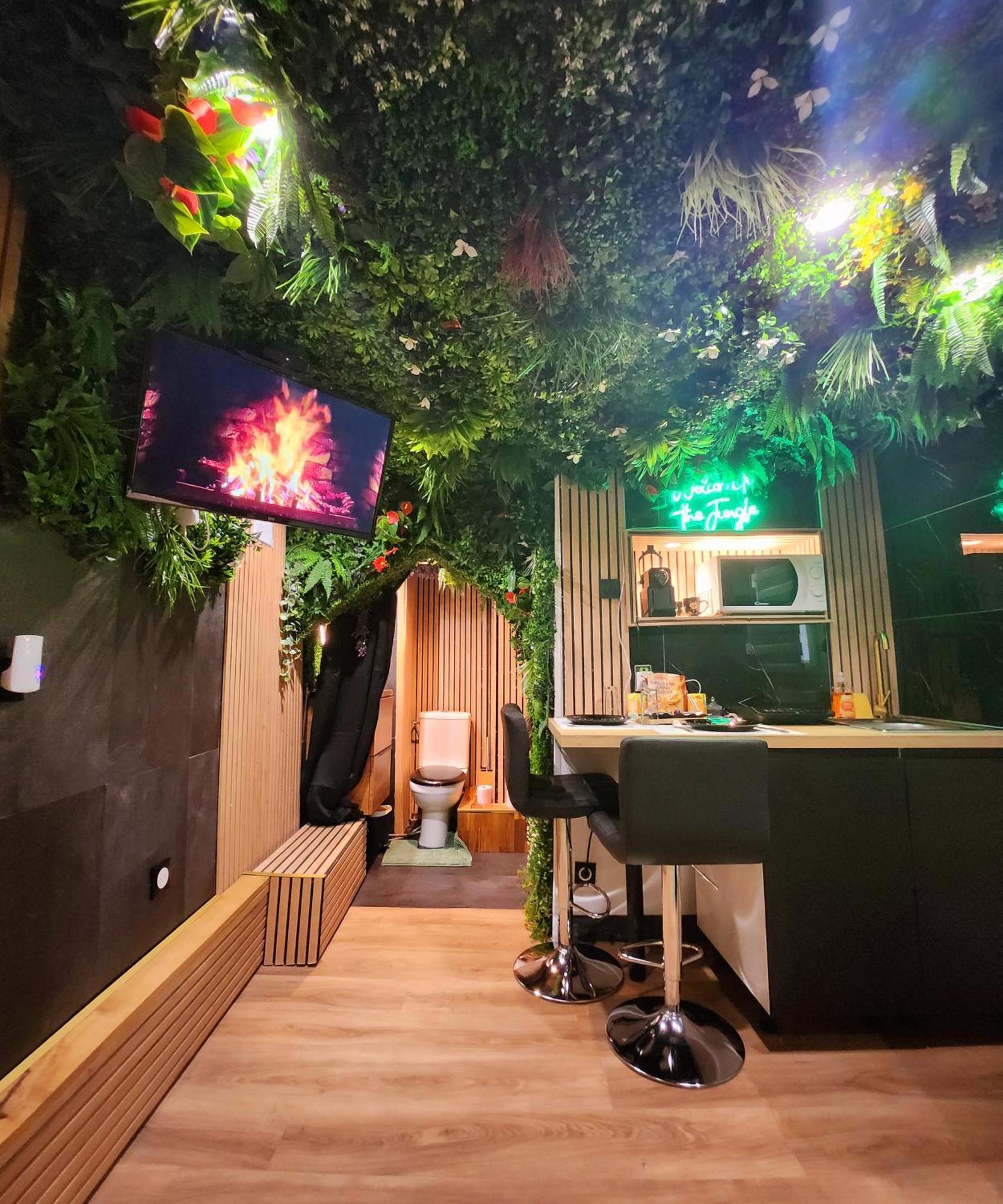 Jungle House Avec Jacuzzi A 10 Min De Disneyland -Taille Chambre- Conde-Sainte-Libiaire Eksteriør billede